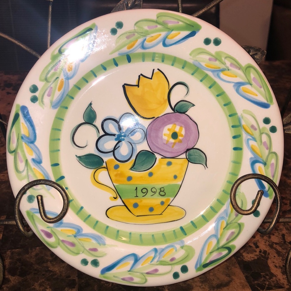 Vicki Carroll 3rd edition salad plate 1998